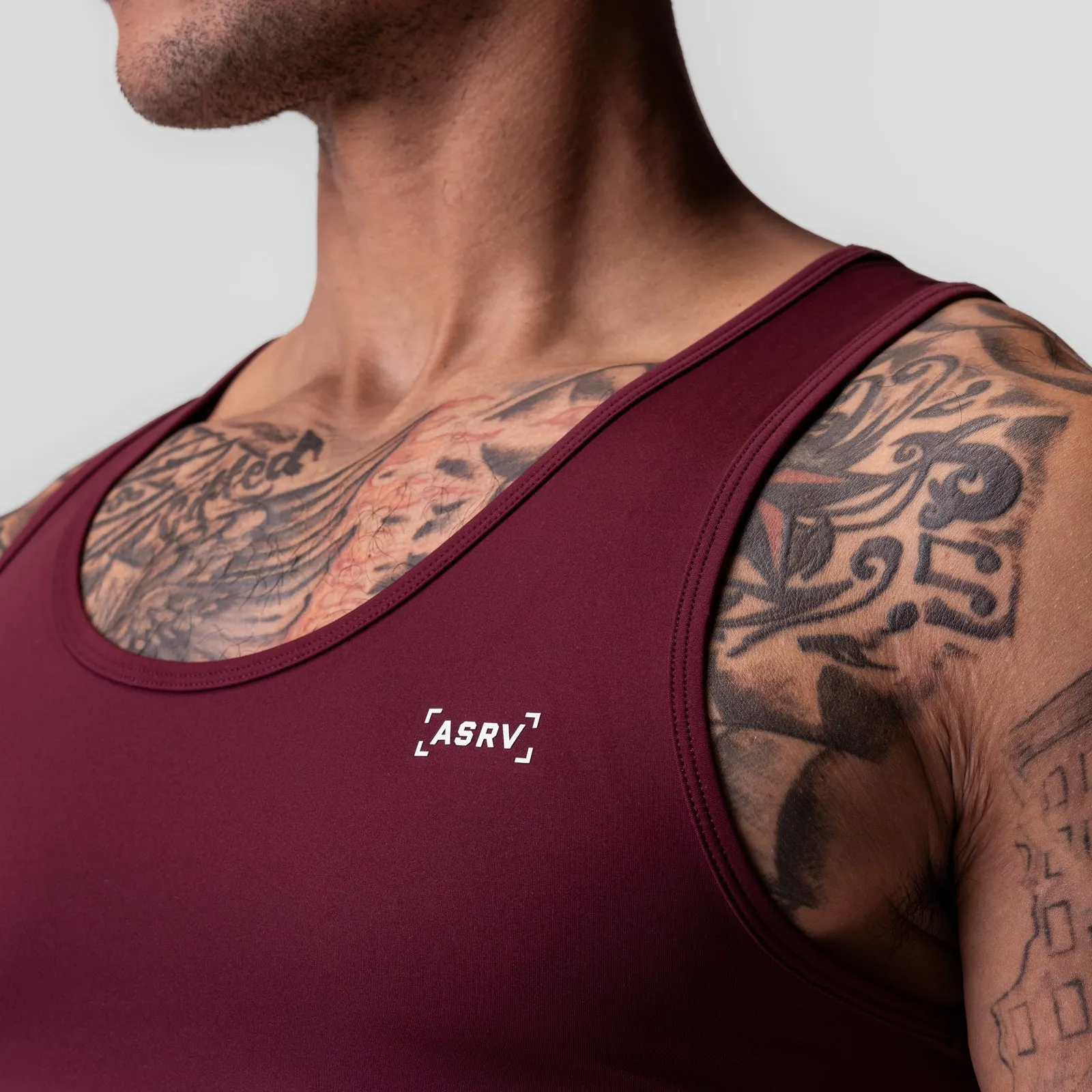 0985. WarpFlexx-Lite™ Slim Tank - Crimson
