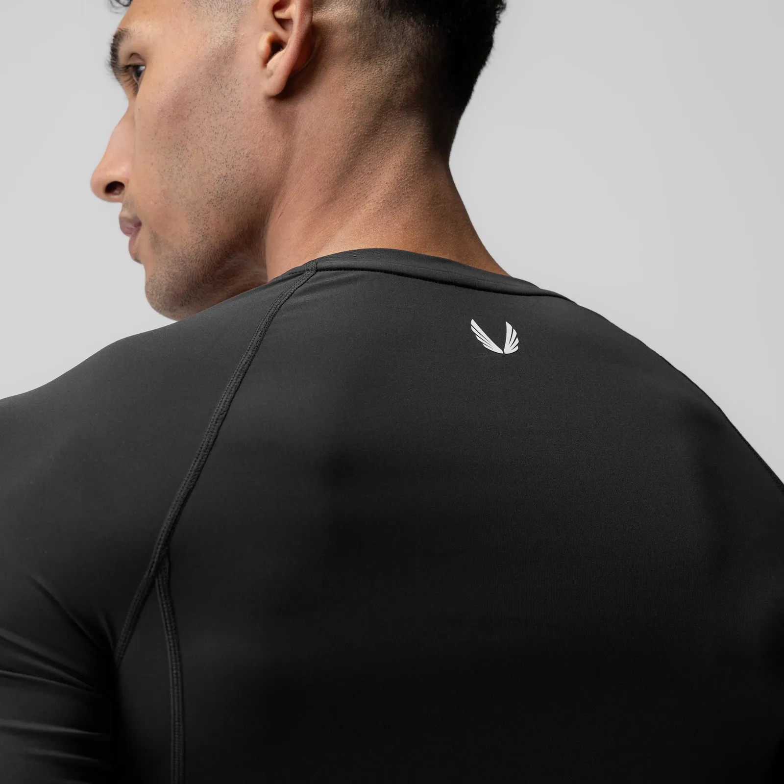 1027. WarpFlexx-Lite™ Half-Sleeve Baselayer - Black