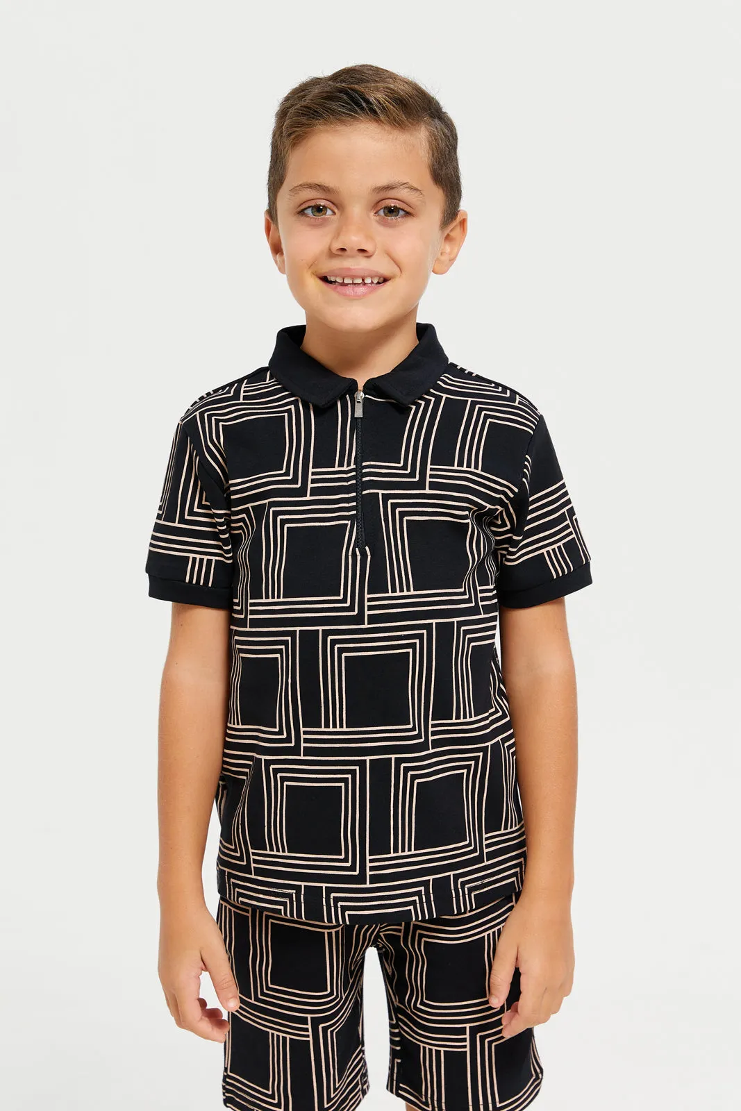 Boys Black Printed T-Shirt With Shorts Set (2 Piece)