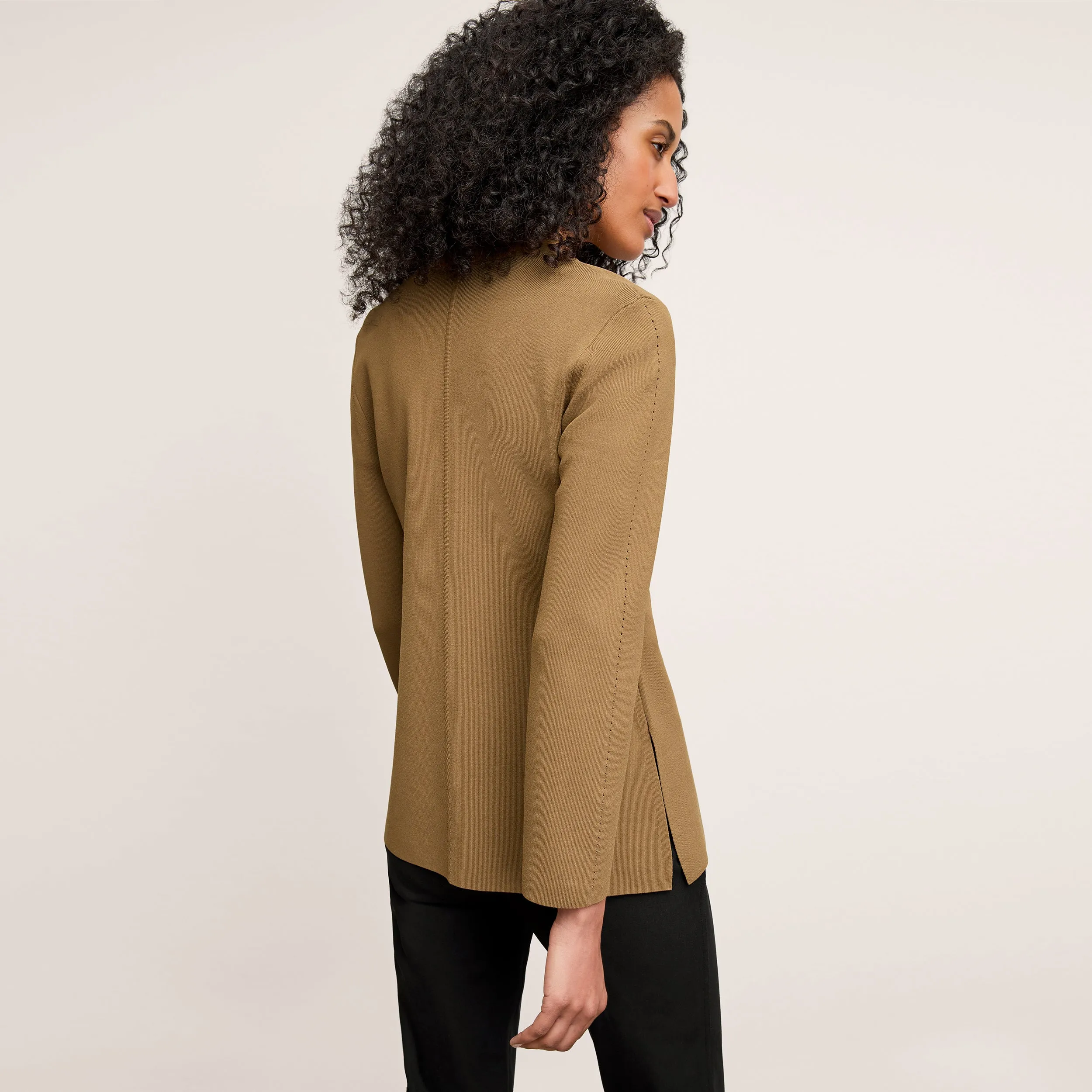 Jennimai Jardigan :: Saddle