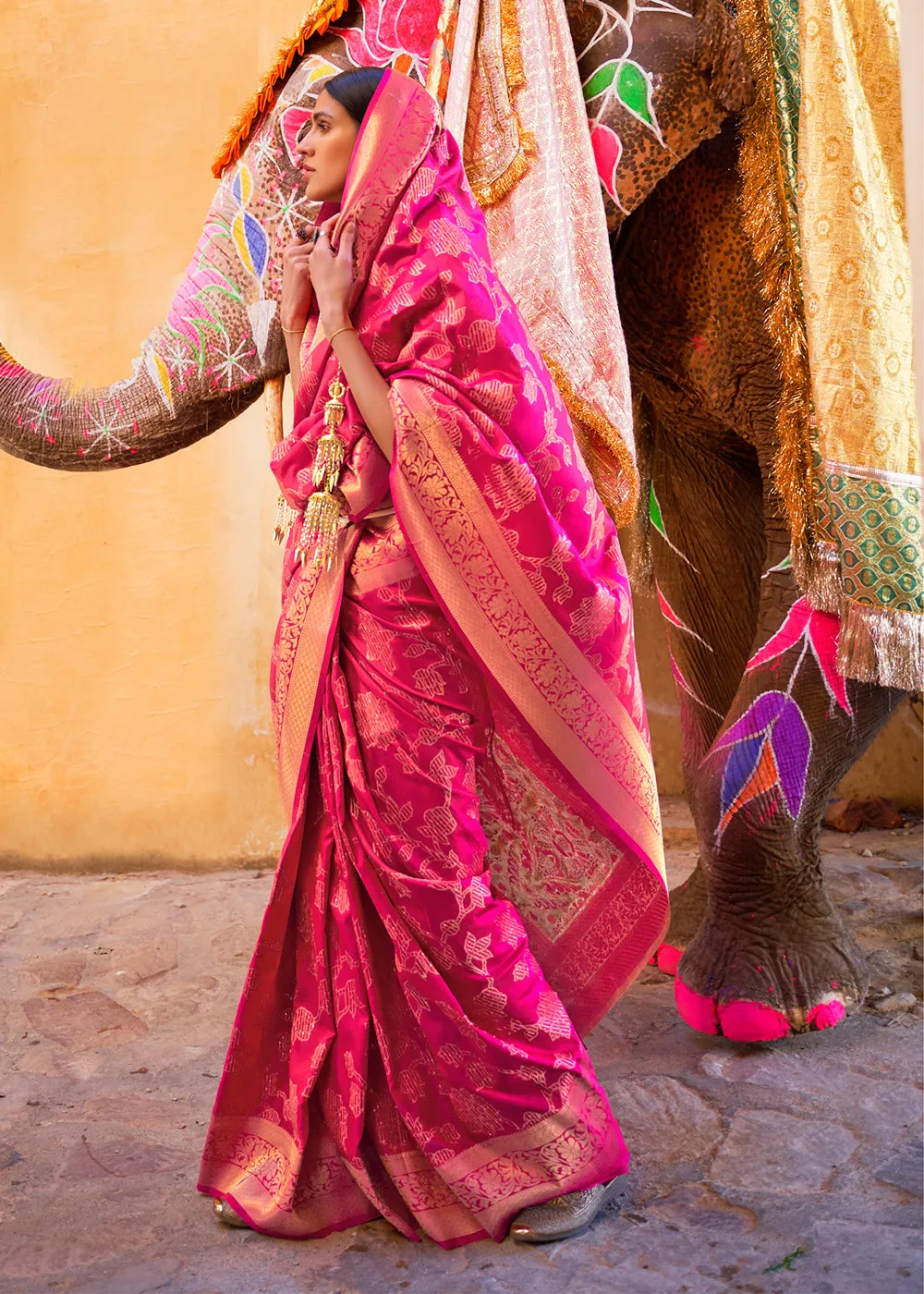 Peony Pink Handloom Weave Soft Banarasi Silk Saree