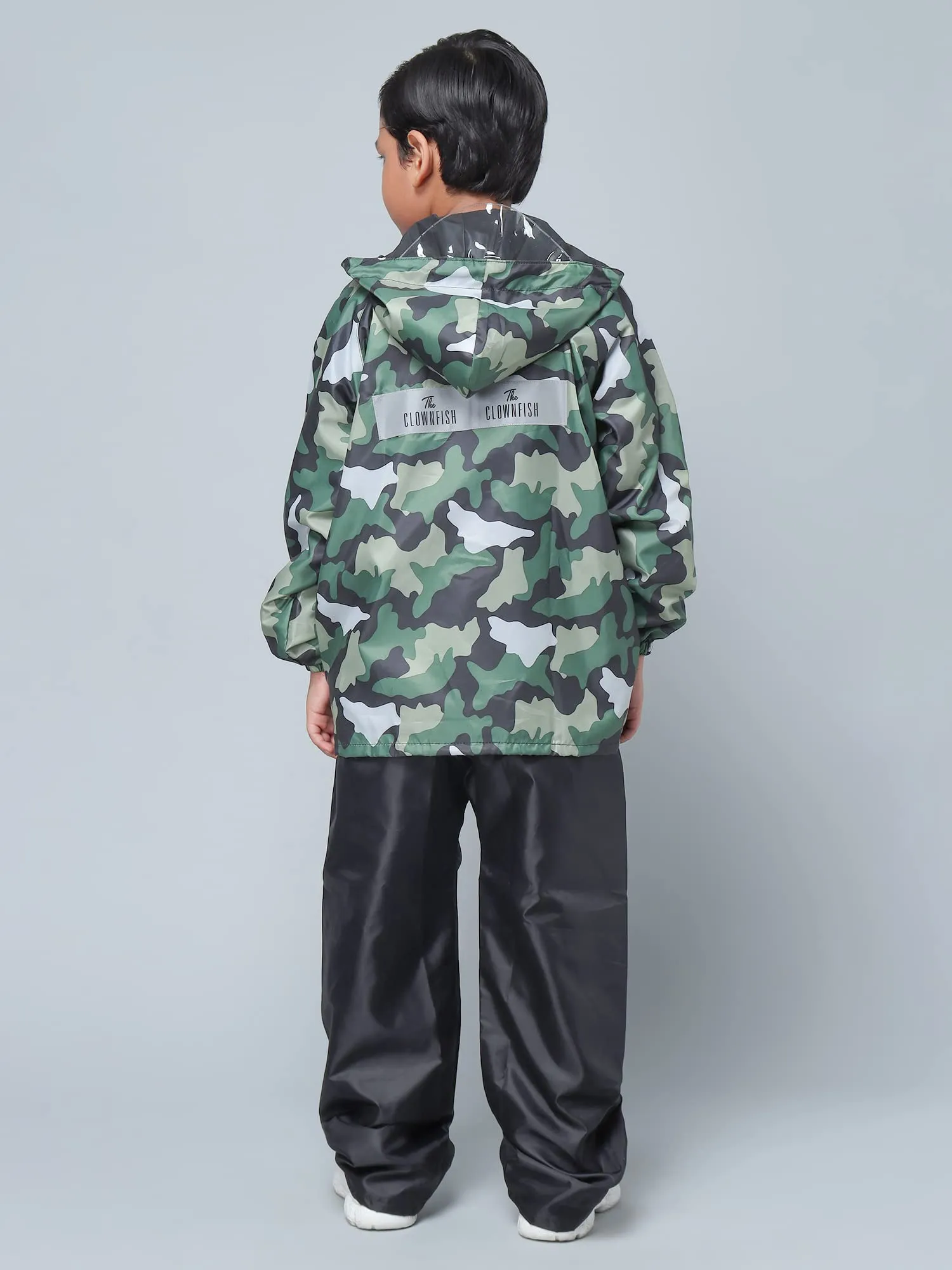 The Clownfish by STRAUSS Comrad Series Kids Waterproof Nylon Double Coating Reversible Raincoat with Hood and Reflector Logo at Back. Set of Top and Bottom. Printed Pouch.14-16 Years(Green Camo)